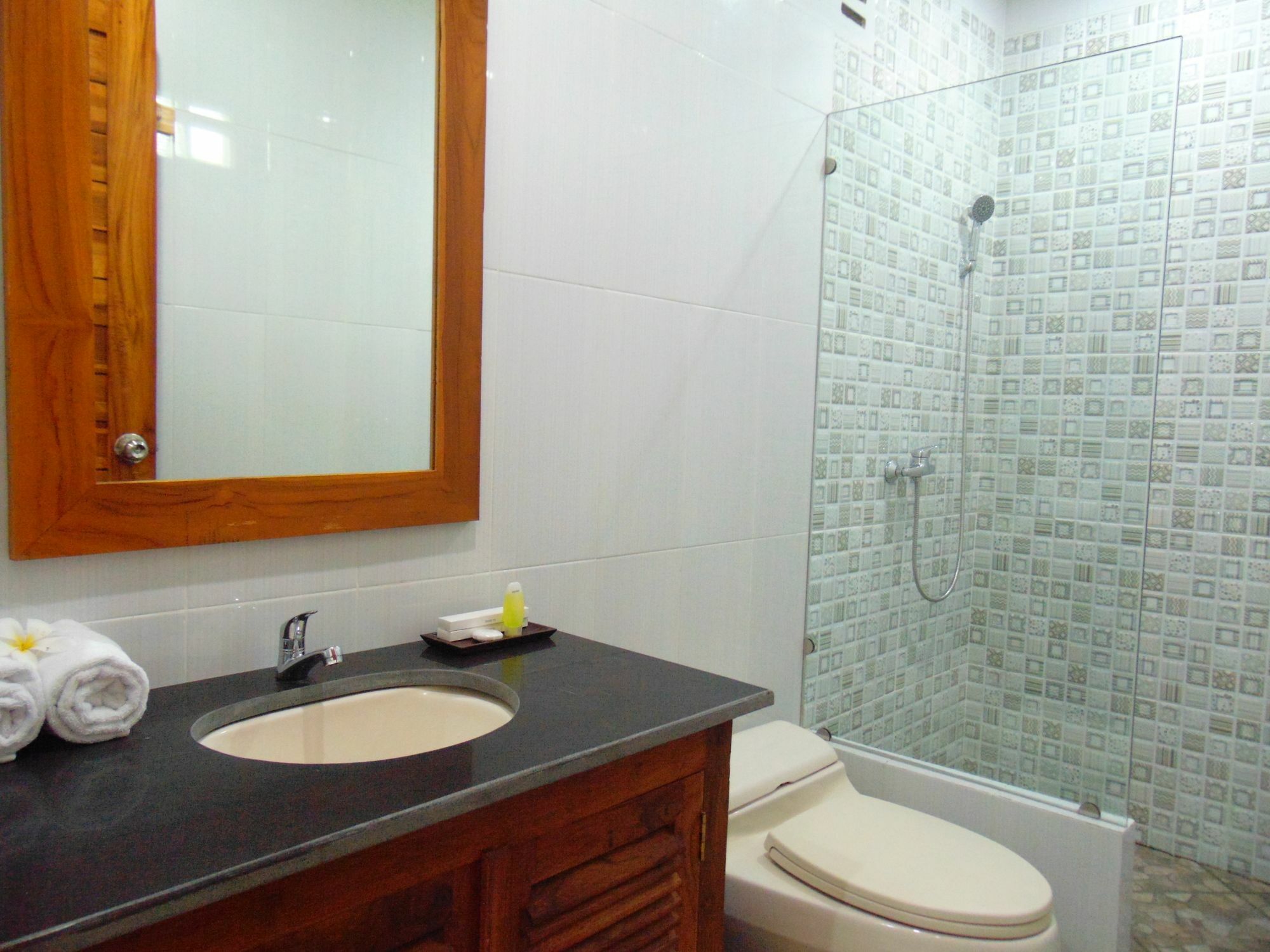 Arumanis Homestay Пекату Экстерьер фото